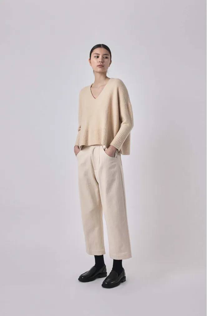 7115 By Szeki Ivory Merino Wool V-Neck Sweater