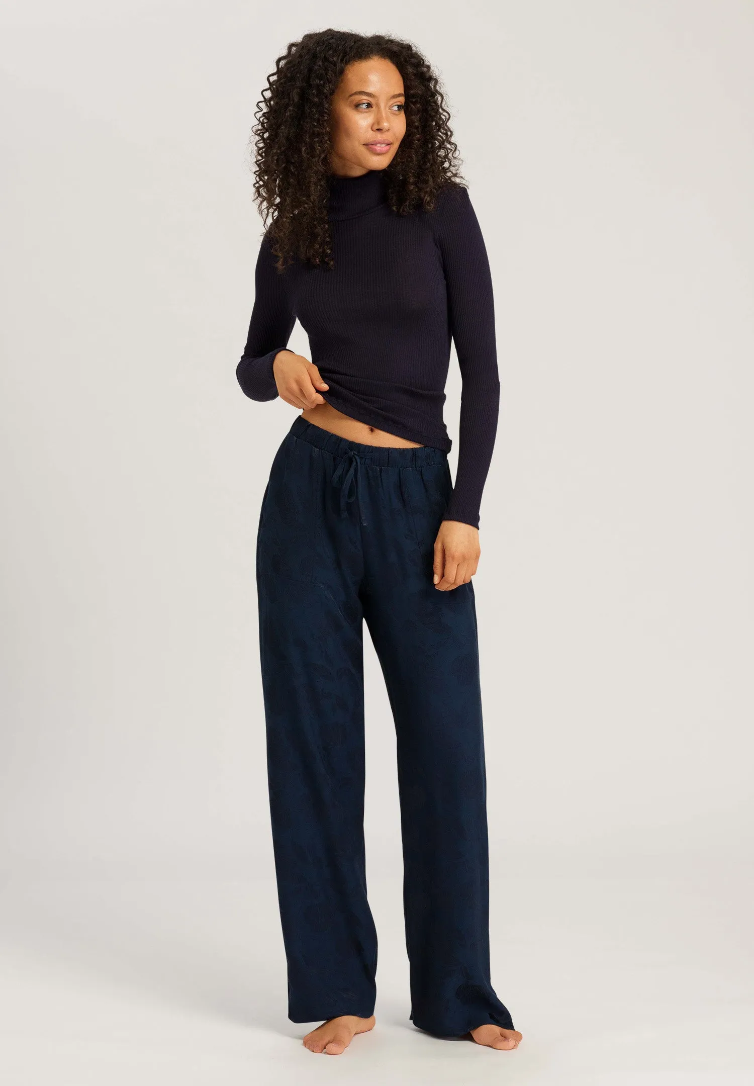 Ellis Ribbed Wool And Silk Turtleneck | Deep Navy 70967-1610