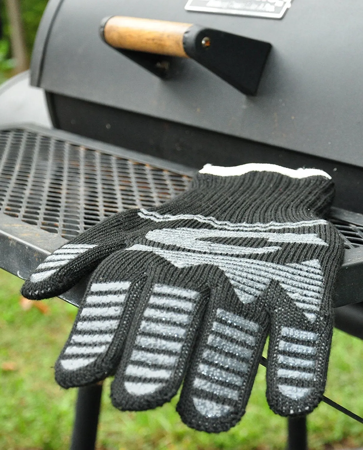 G and F 1682 Dupont Nomex Heat Resistant gloves for cooking, grilling, fireplace and oven, Barbecue Pit Mitt, BBQ Gloves, Sold by 1 Piece