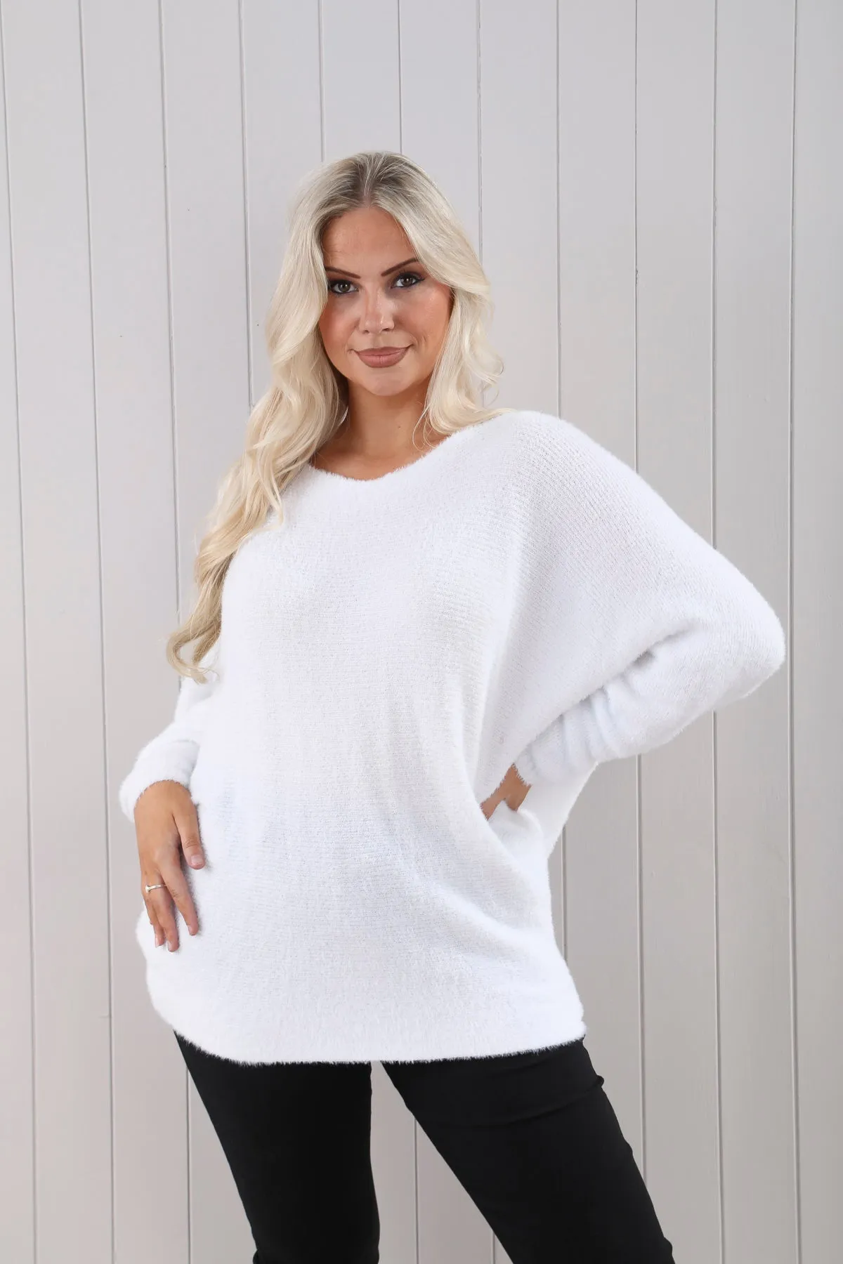 Goose Island 4551 Plain V-Neck Fluffy Eyelash Effect Jumper (2 Colours)