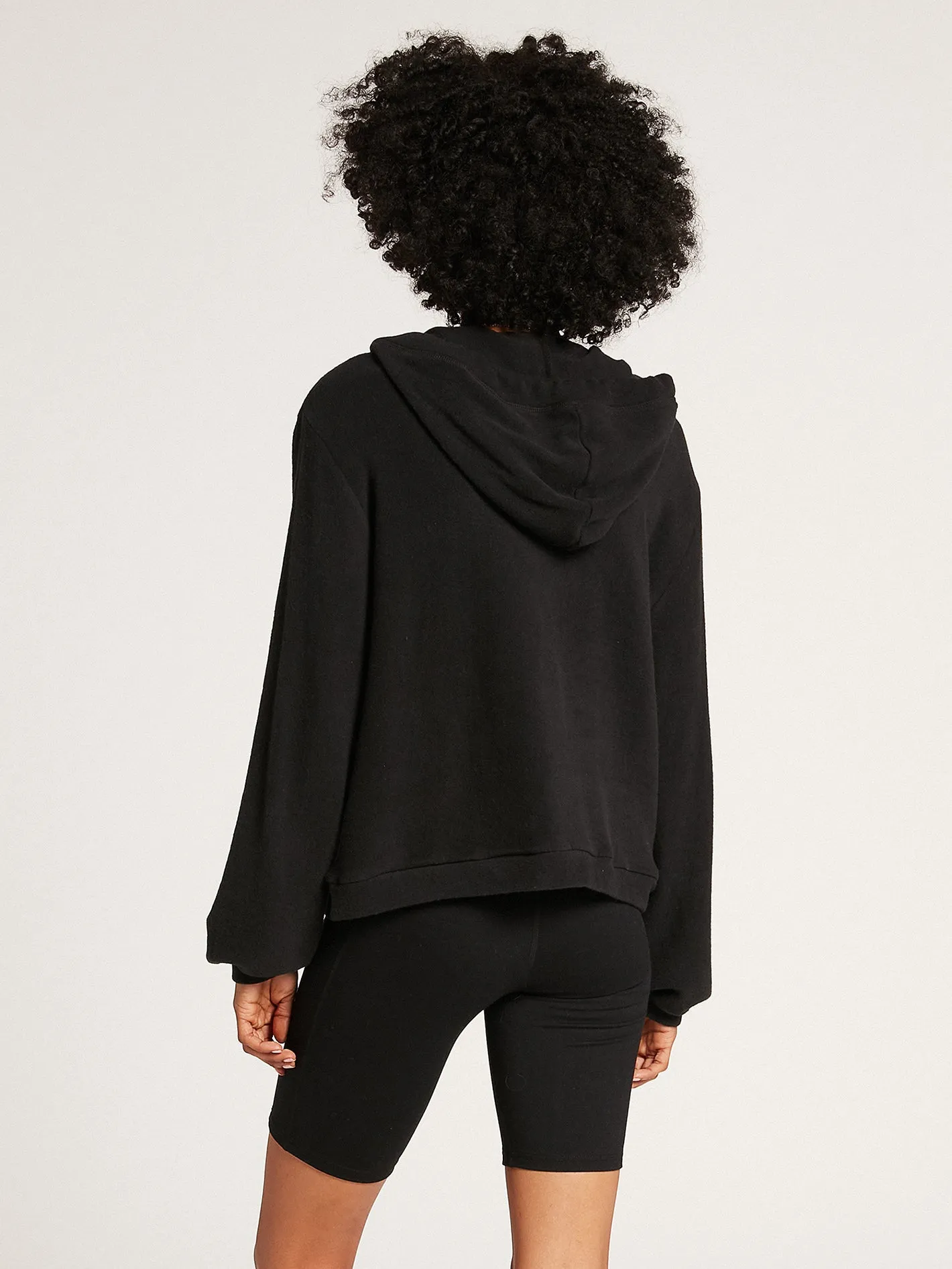 Lived In Lounge Poncho - Black