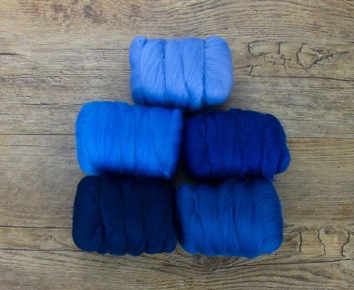 Mixed Merino Wool Variety Pack | Delta Blues (Blues) 250 Grams, 23 Micron