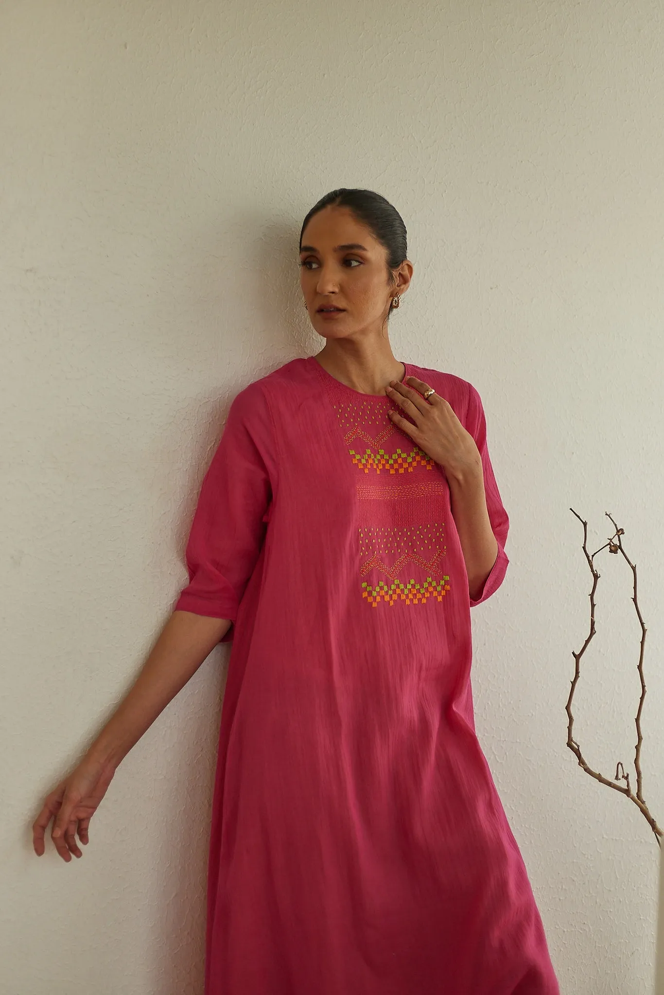 Murus Embroidered Long Kurta