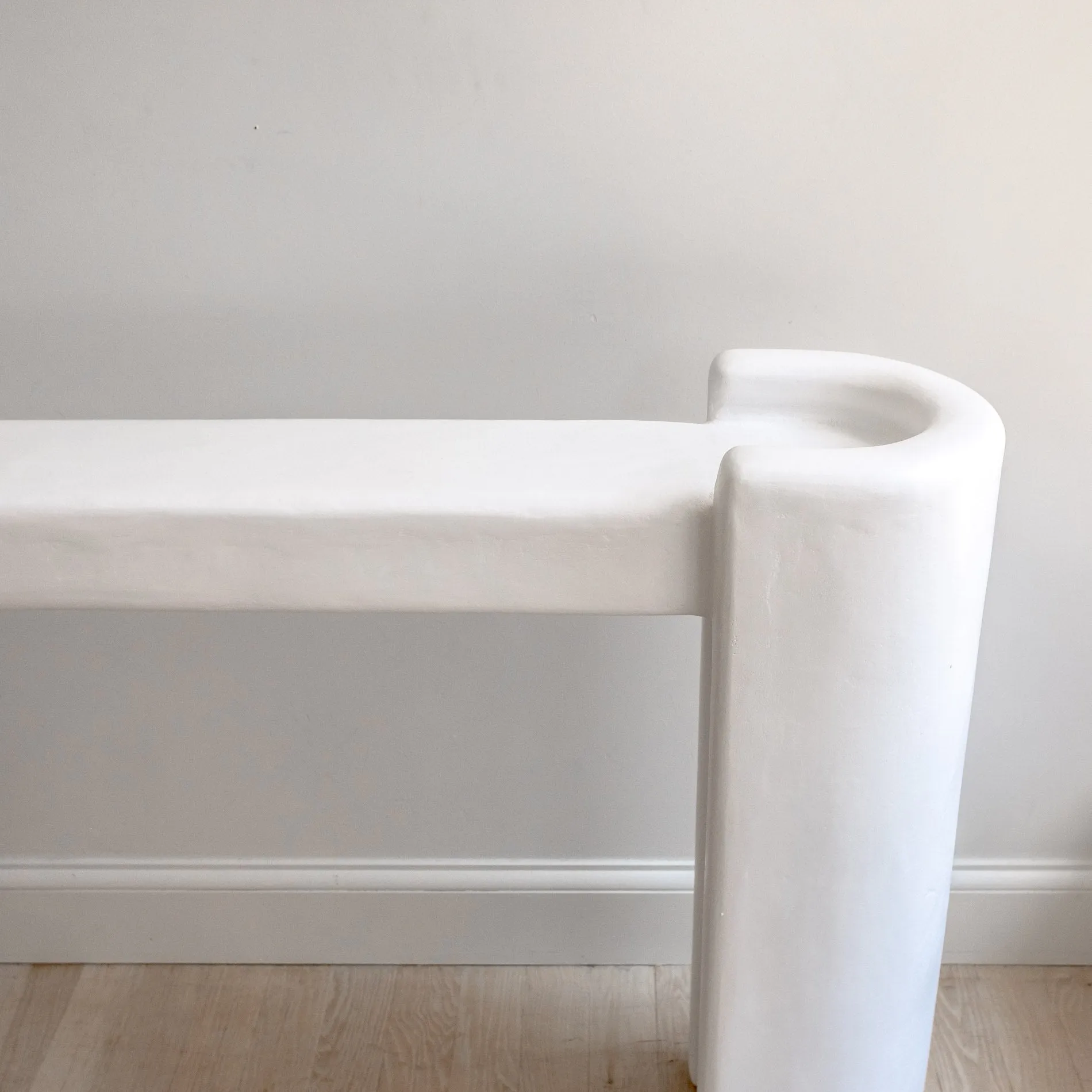 Sara Half Moon Plaster Console