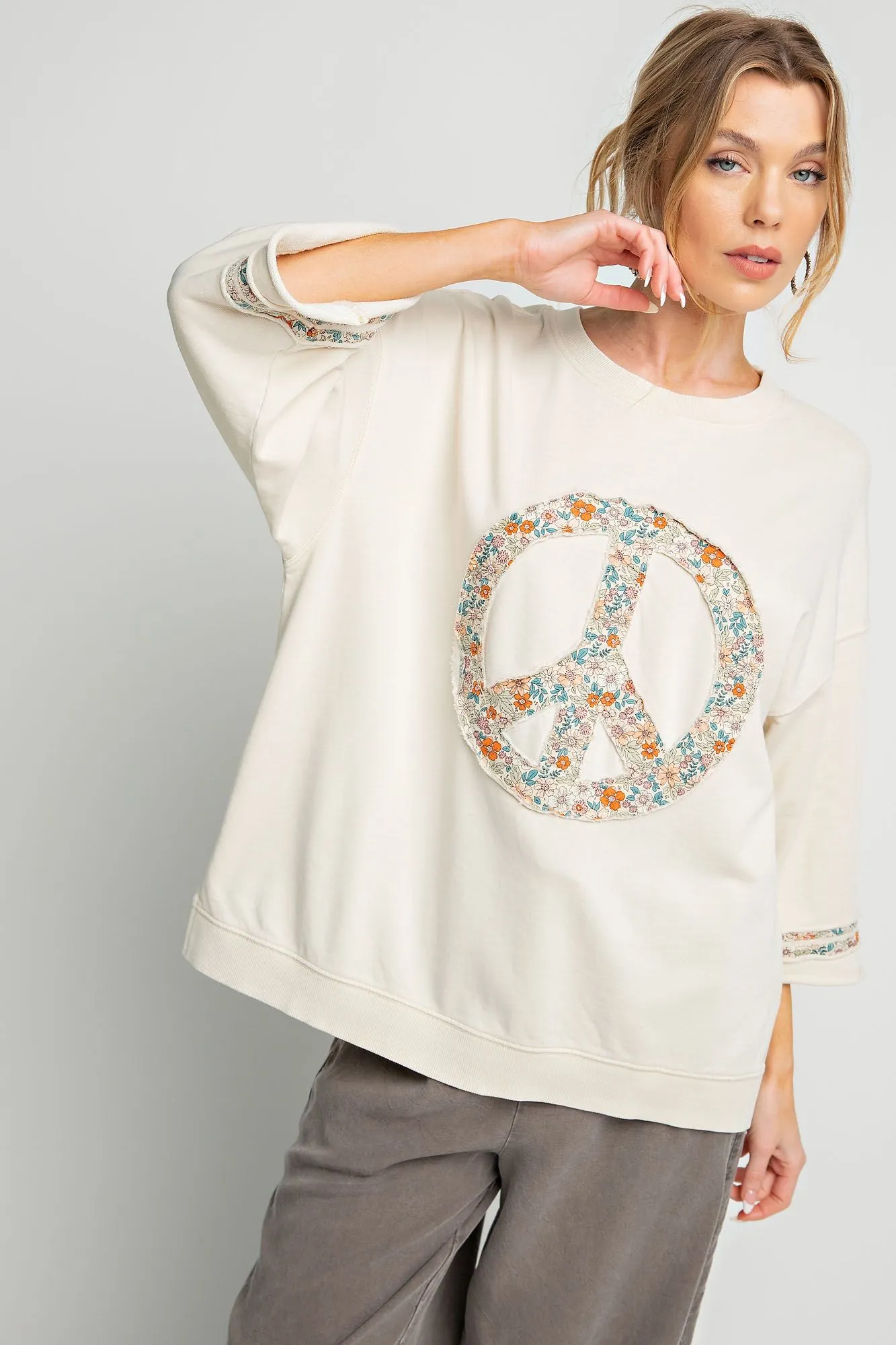 Slub mix ribbed fabric mineral wash top with peace sign symbol RESTOCKED