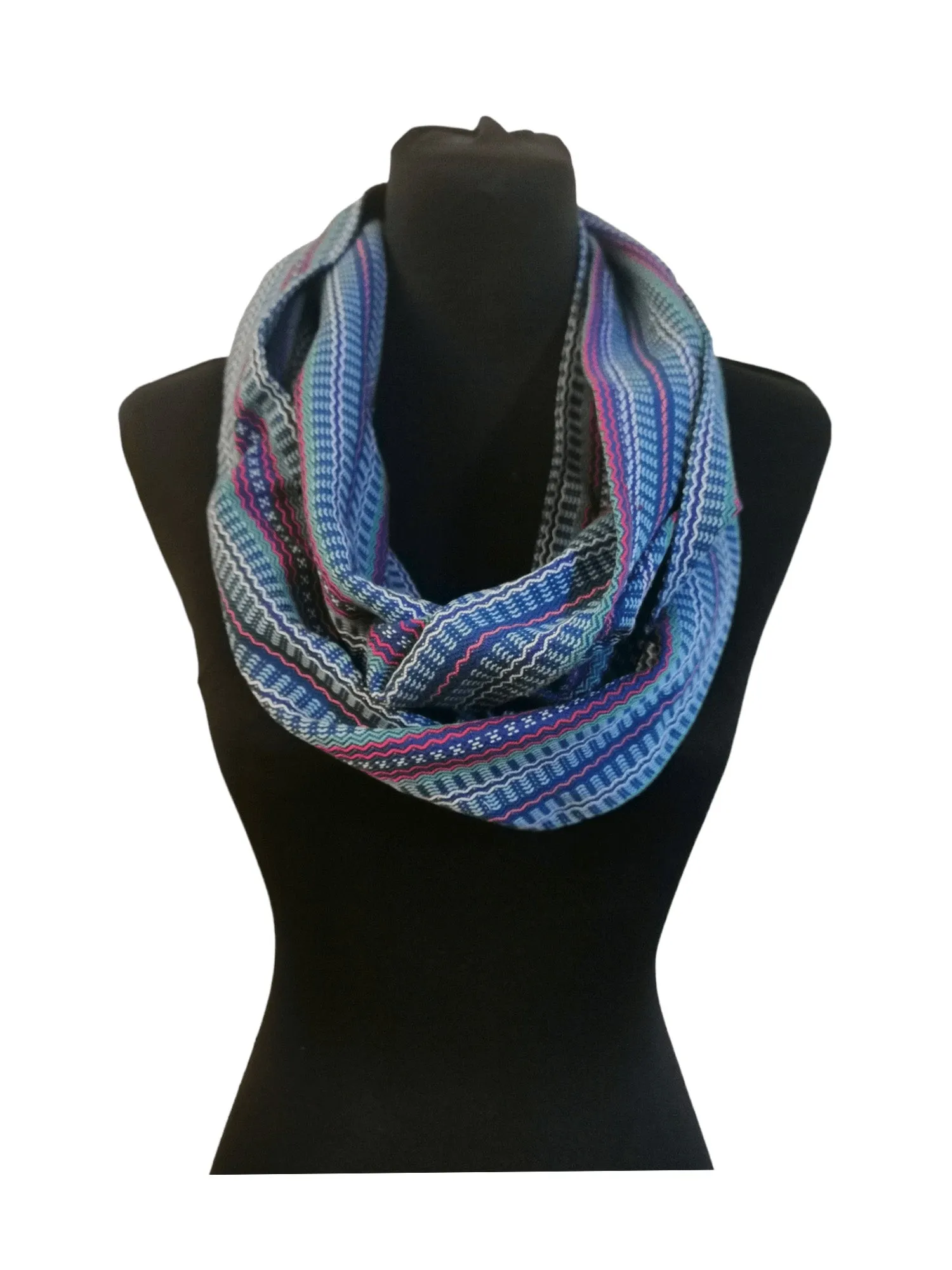 VMWI8 - Kalinga Infinity Scarf