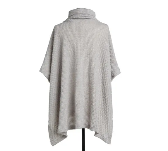 Waffle Knit Poncho - Gray