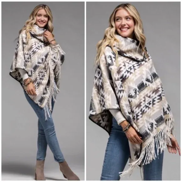 White Combo Bohemian Western Aztec Pattern Knit Poncho w/ Tassels