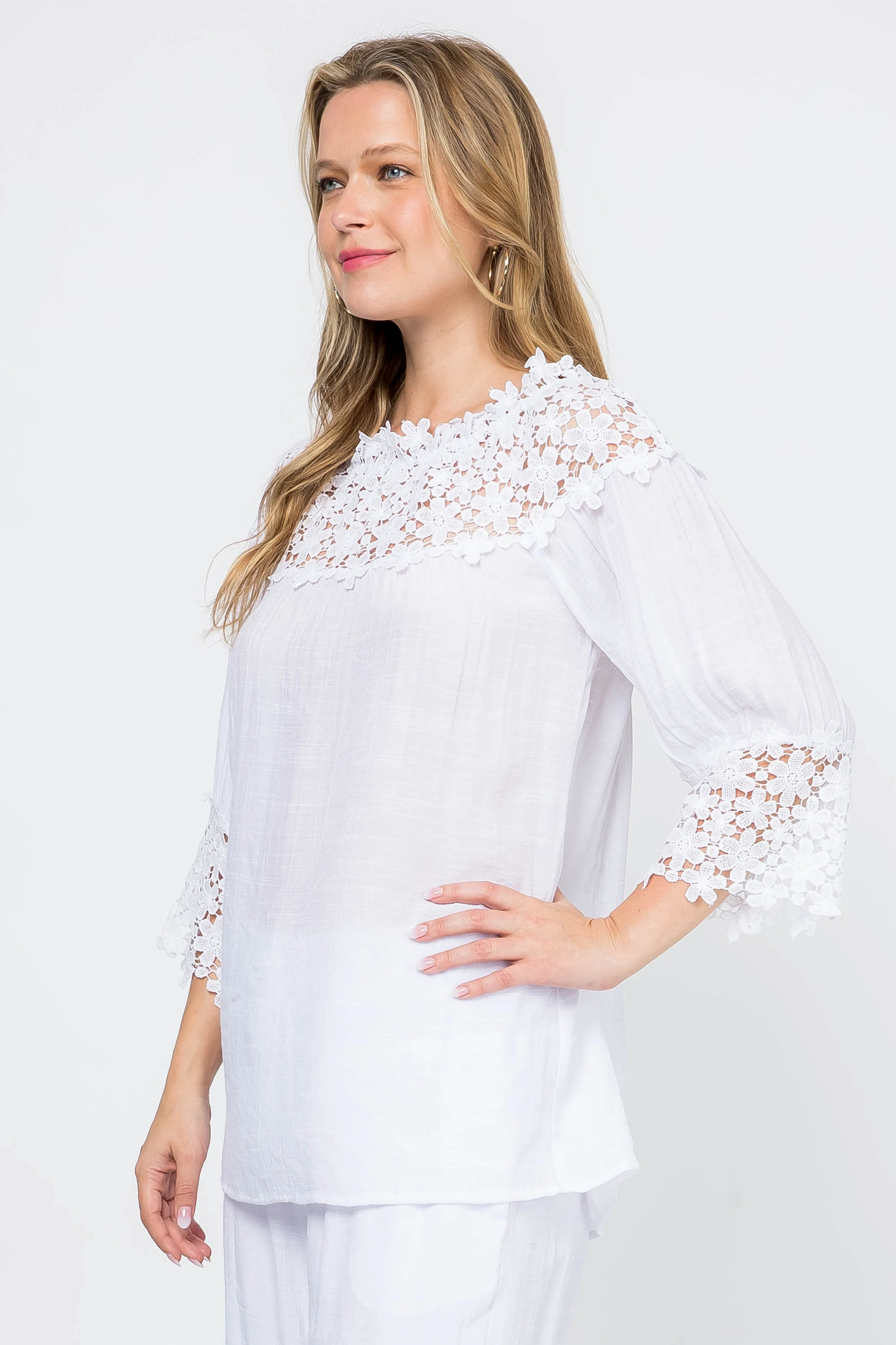 Women's Casual Crochet Trimmed Scoop Neck ¾ Sleeve Tunic Top